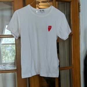 CDG Play stretched heart